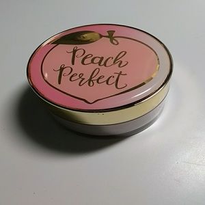 Too Faced Peach Perfect Powder